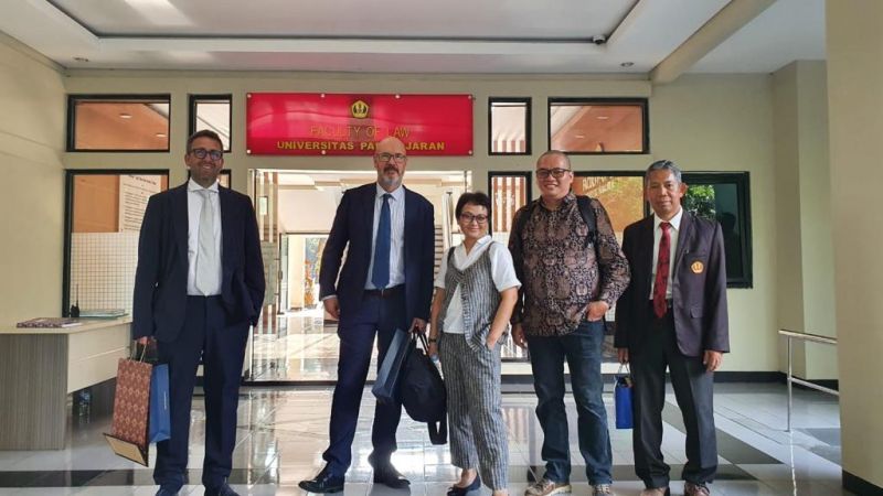 Melbourne Law School leaders build on deep networks in Indonesia 