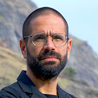 Professor Luis Eslava