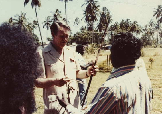 Malcolm Fraser receiving gifts from local aboriginal people in the Northern Territory.